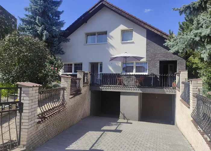 Cozy Gardens Apartments In Prague